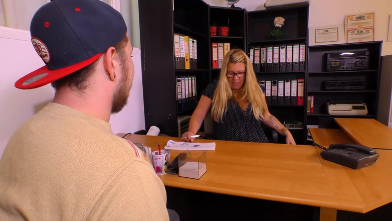 Erotic Planet X: Olgun Sarışın Orta Yaşlı Seksi Kadın Genç Adam Tarafından Sert...