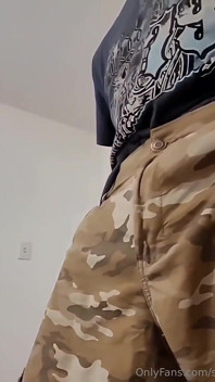 Obrovský penis dává zpět