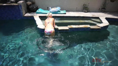 ATK Fans (Girlfriends): Hari dalam kehidupan Tara Lynn Foxx bahagian 1