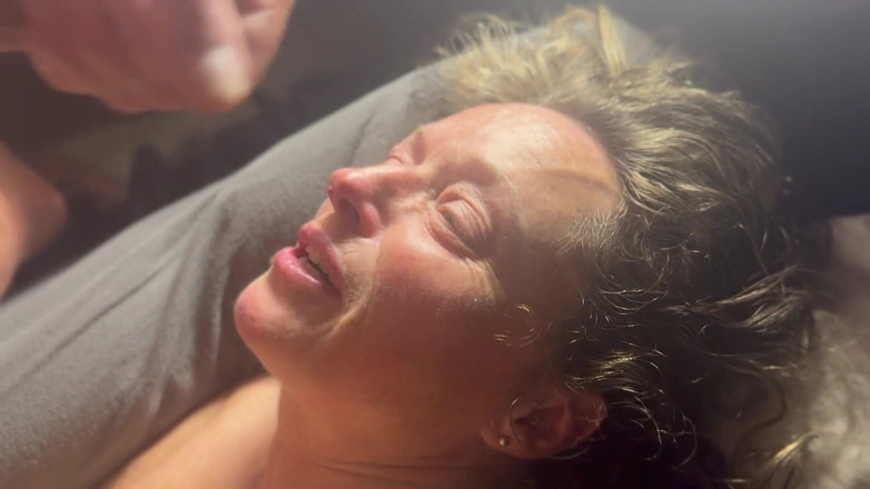 Bonewizzard69: Naturally Beautiful Wife, Morning Hand Job, Feet Big Tits, Facial,...