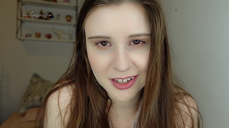 Darling Josefin: Brak makijażu od zachęty