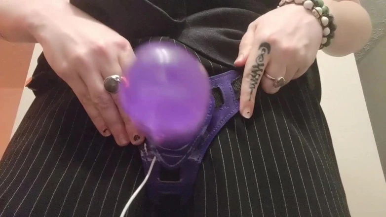 Geeky Femdom: Legião Lenny, o Rei das Sombras domina