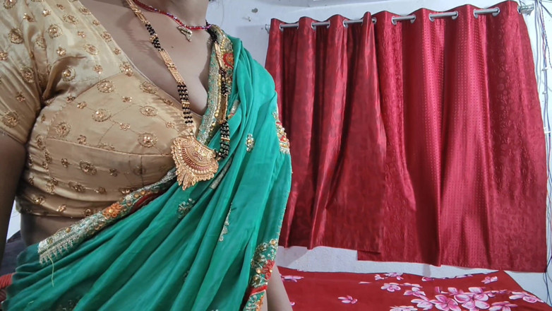 biharisonam: 德西嫂子与德西男孩的火热性爱印地语音频