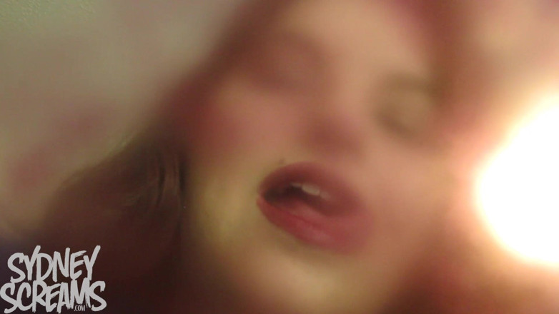 Sydney screams fetish: Face Sitting Lipstick - HD