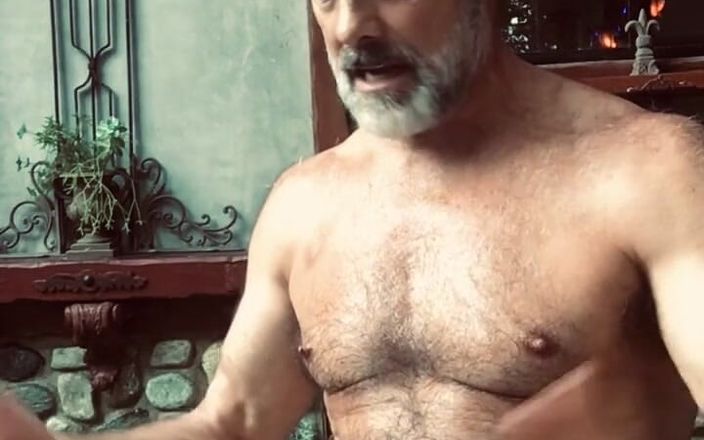 Tantric Fitness: Я рекомендую мастурбировать с обеих рук.