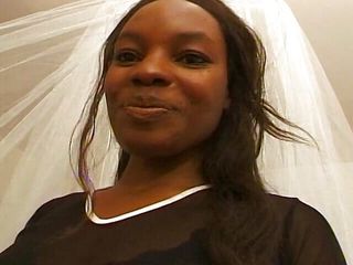 Filles Francaises: Petite Ebony French Babe Enjoys Hard Interracial Fuck