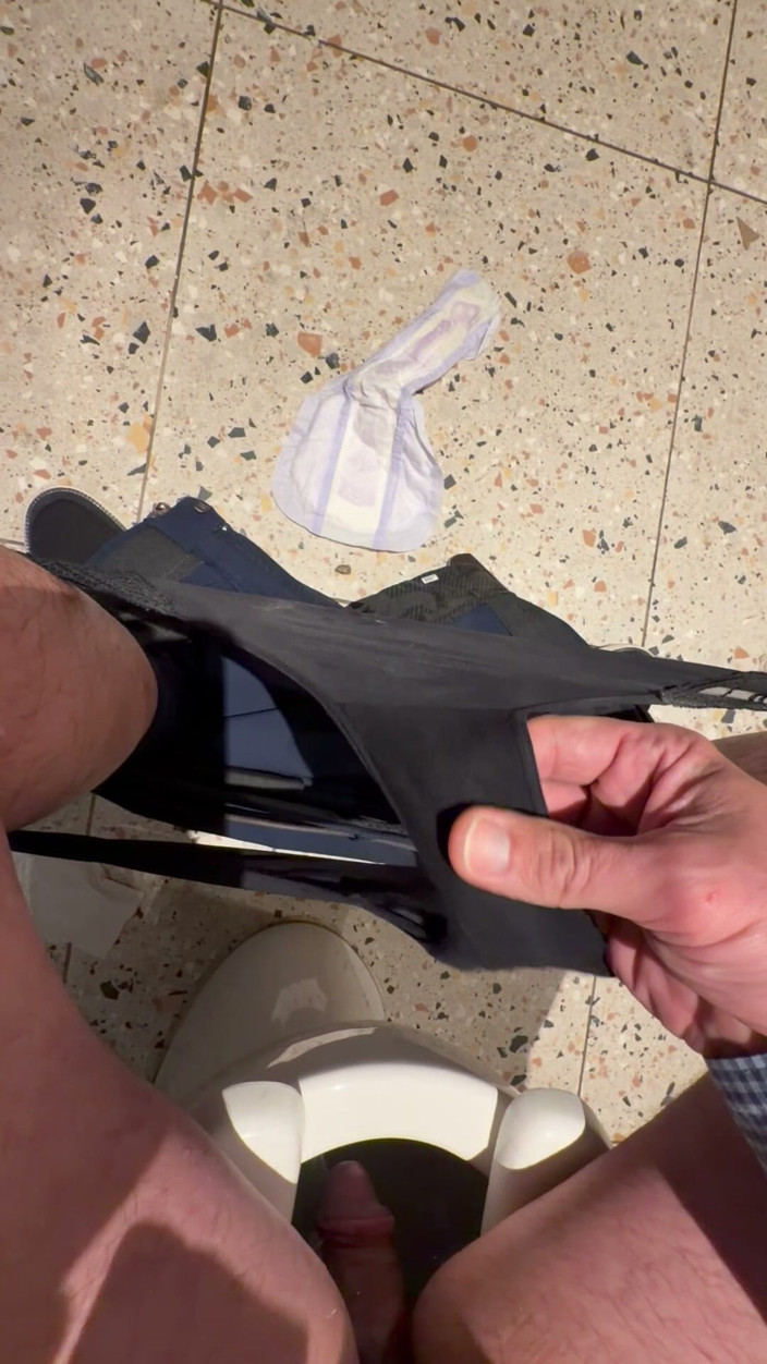 Takepad: Big Pad Change and Piss