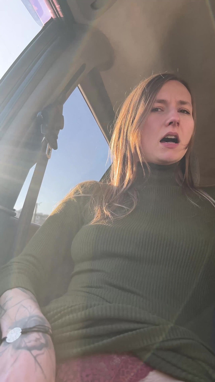 Cur1ouscoup420: Show Me Your Plug, Slut