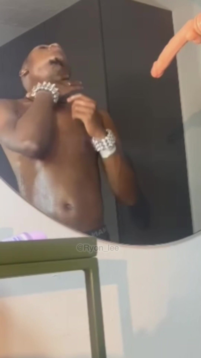 KasiSlenderBoy: Côté bizarre