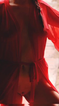 Słabe światła, delikatne akcenty i zmysłowy złośliwiec, którego nie zapomnisz