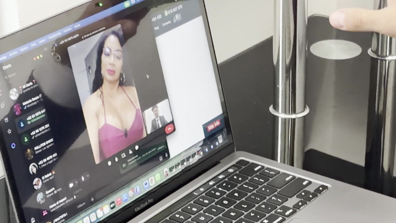 Calientehubxxx: Tatachi E Gali Diva Il Messaggio!