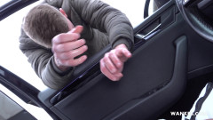 Wankrs: Trek me af in de auto