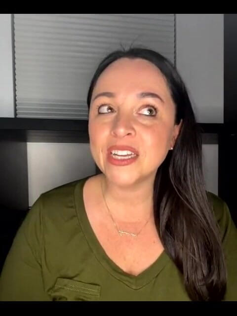 Amanda Thickk: Сексуальная брюнетка