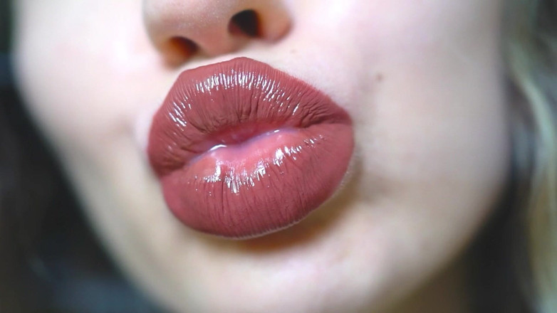 Rarible Diamond: Choco Lips Mark 2