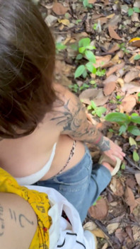 Mula-mula dia cuci kereta saya, lepas tu dia jadi keras dalam hutan