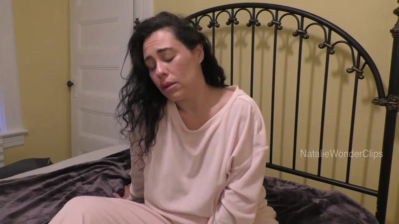Natalie Wonder: Ibu tiri awak yang hebat - seks keparat dan mengidamkan zakar