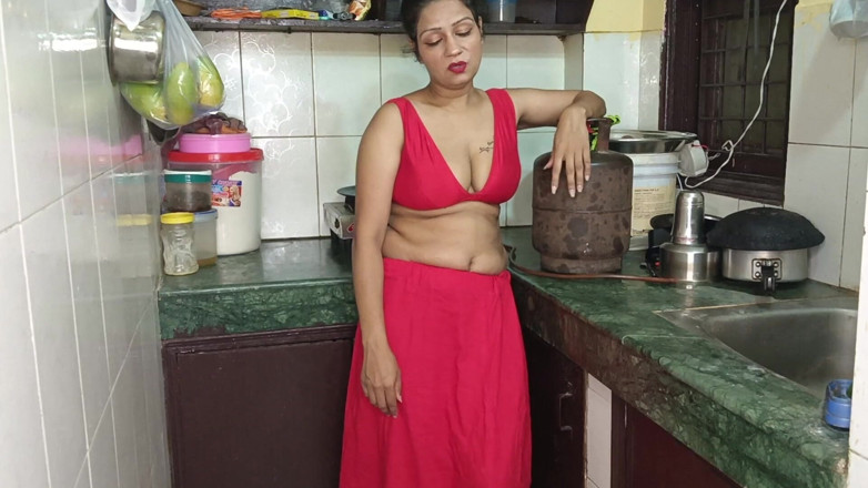 lust of milf: Il ragazzo del cilindro si è divertito con il solitario india