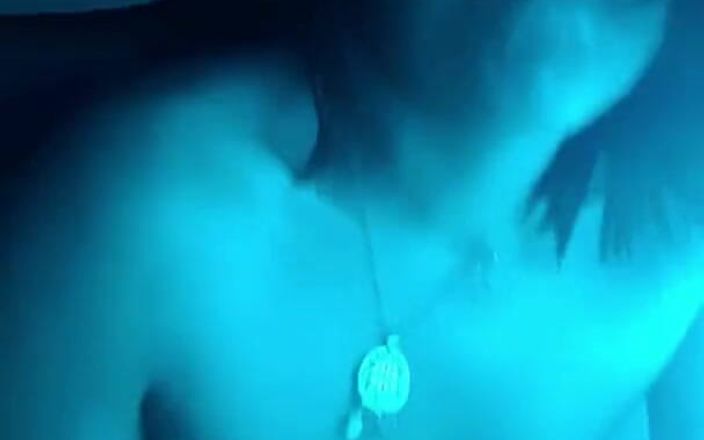 Dirty Fucker: 私は曲を録音したかった、そしてそれはフェラチオと彼女の口のミルクで終わる