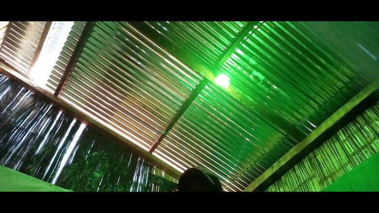 Martin13: Große persische cavalcade !! Stiefmutter reitet den weißen penis ihres stiefsohns...