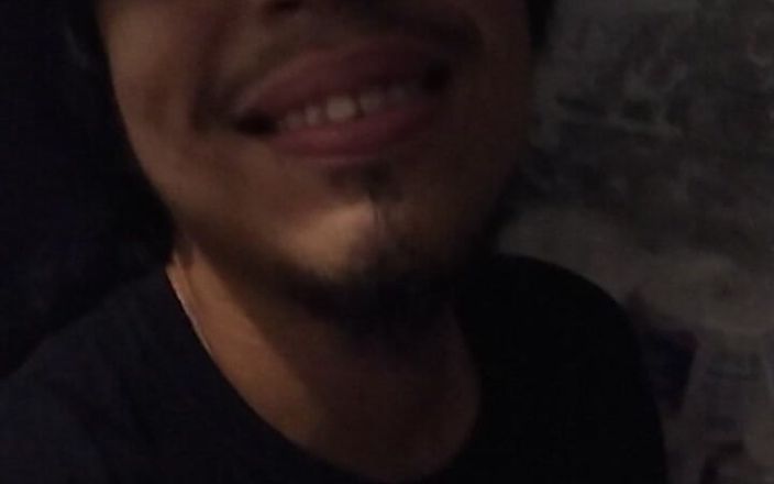 AlexAlejandro13: Nikmati kontolku