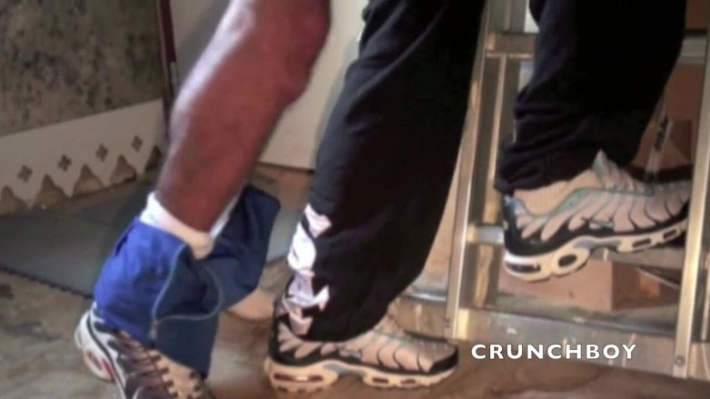 Sneaker gay: innocent french slut submissed to the sneakers of Matt
