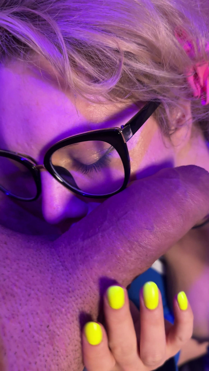 JaraSailor: Insanely Sloppy Deepthroat BJ From Live Show - Throatfucked &amp; Facial