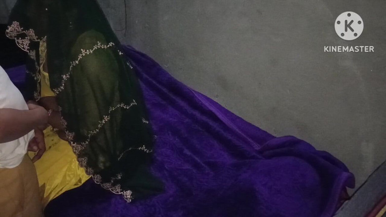 Savita5343: Kayınbiraderi geceleri baldızla eğlendi