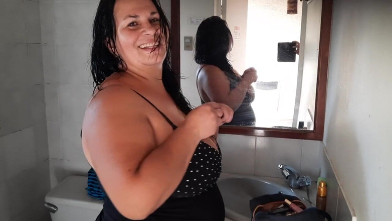 Riderqueen: İri güzel kadın sikişiyor