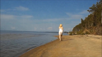 RedRoseRus: Summer-beach-naked ass...