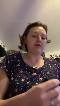 Huge Piss From My Bushy Pussy in My Mate’s Bedroom as the Bathroom Was Occupied!