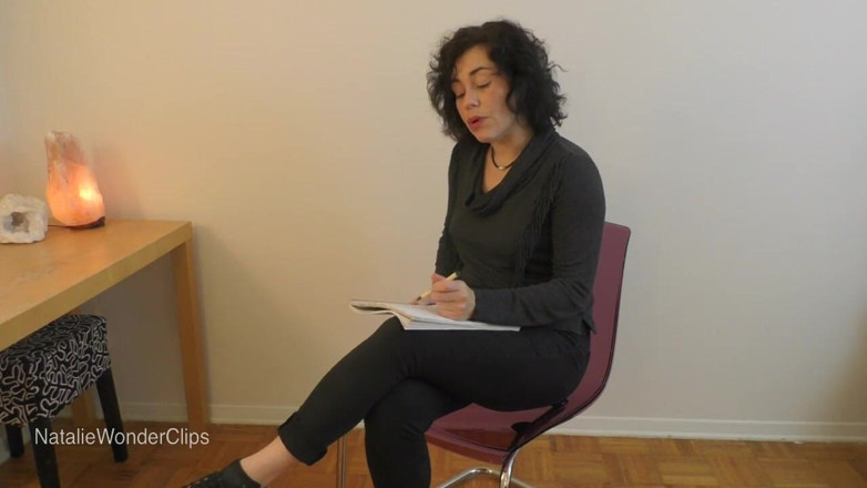 Natalie Wonder: カウンセラーによる恥ずかしいながらも刺激的な評価