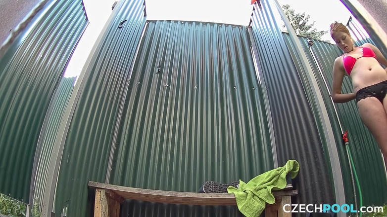 Czech Pool: Czech Pool 25: Shaved to Perfection