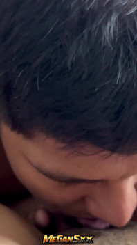 Líbí se ti, jak masturbuji?, jsi nadržený?