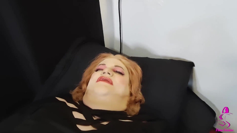 Fiona Fortune: Private Gloryhole Tryout for Sissy CD Cocksucker