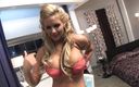 Pervy Studio: Blonde pornoster Phoenix Marie krijgt creampie cumshot na ruige seks...
