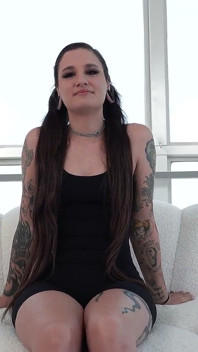 Luna schönes anal-interview, tief in ihre glückliche arschszene eintauchen