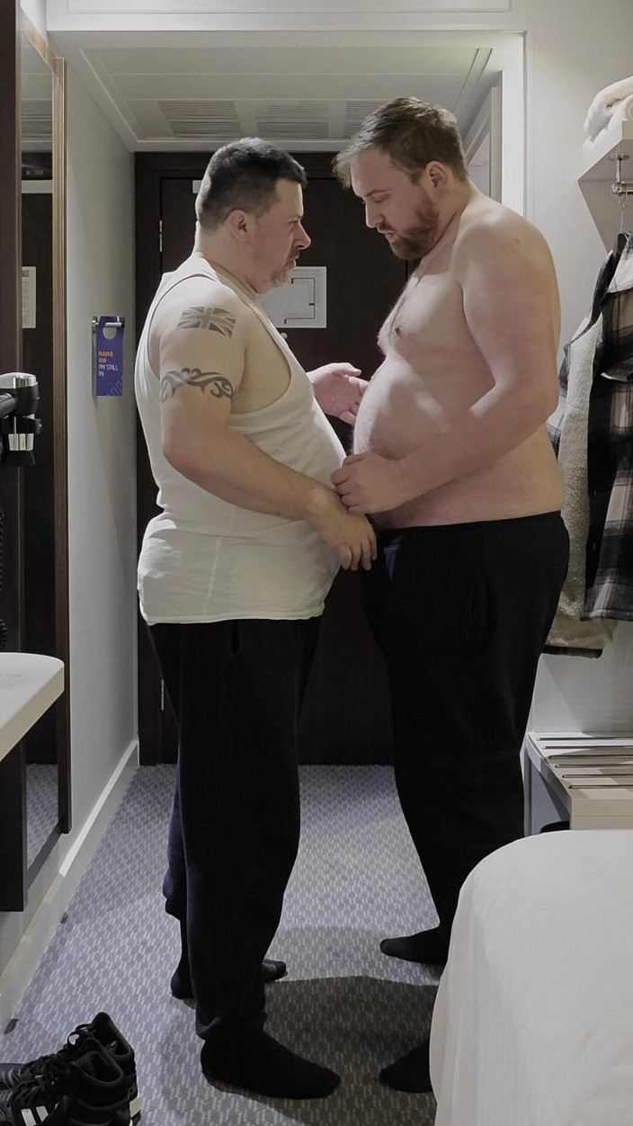 uktattooedchub74: Svlékání se navzájem epizoda osm
