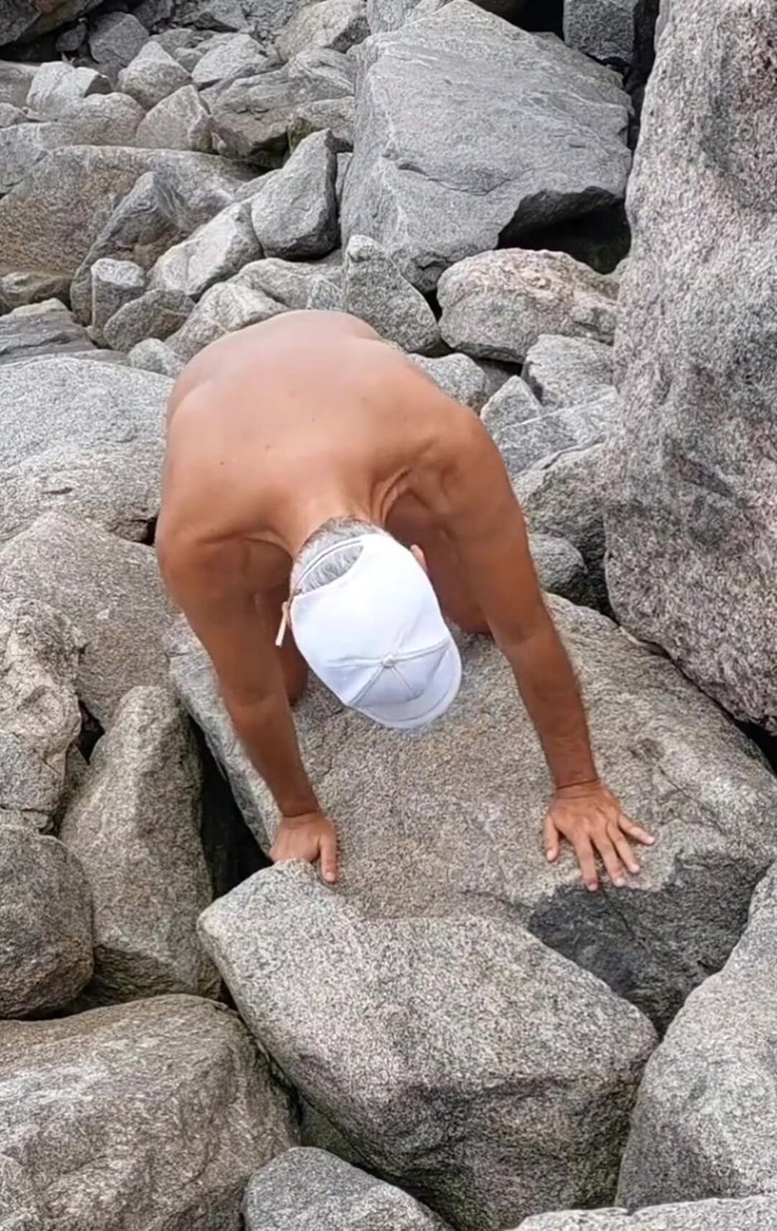 Ladysilvas: Tan Line으로 핫한 무두질 후장을 보여주는 Ladysilva 벌거벗은