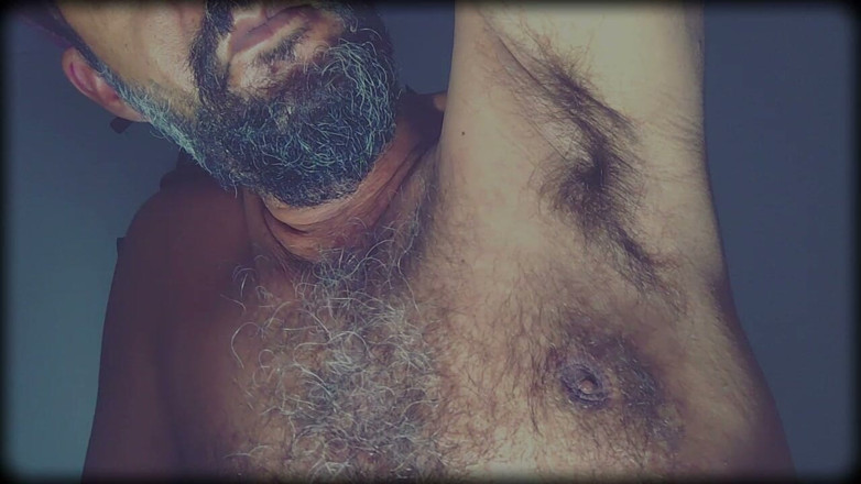 Stink HairyMale: A Simple Cumshot