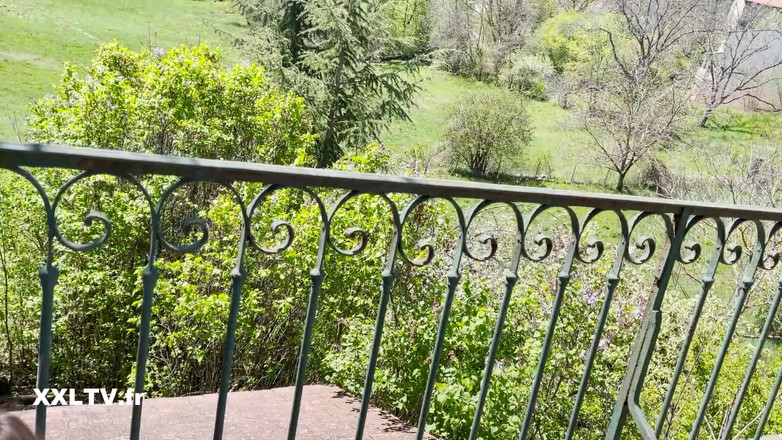 XXLTVFR: Chloe duval dientot habis-habisan di luar ruangan - pov