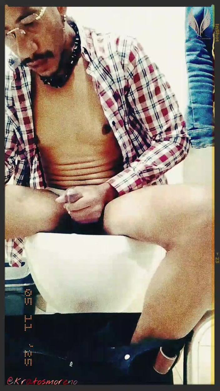 Kratosmoreno: Khratos की खुद की खुशी