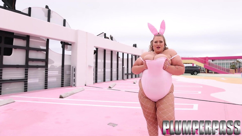 Plumper pass: Big Tit Blonde BBW Has Big Belly Fucked by Bwc