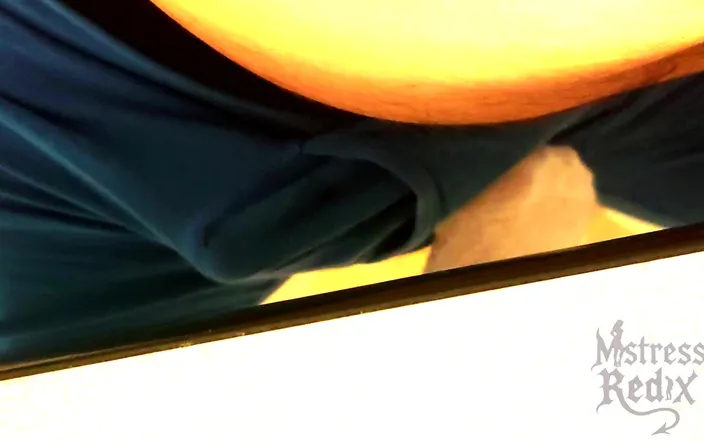 Mistress Redix: Ponožkové honění a zničený orgasmus pod stolem