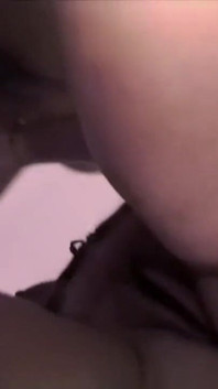 Amatérská zralá bbw trojka interracial anál