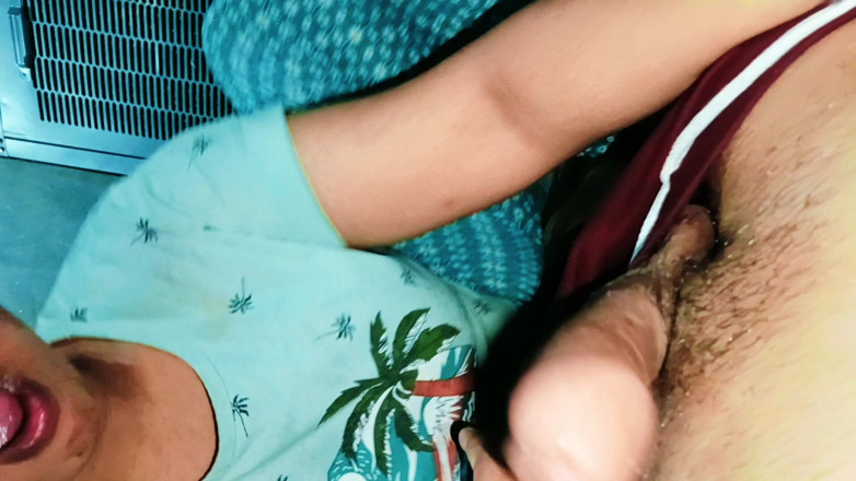 Sexy_girl_nehu: Convidou o village bhabhi para minha casa e fodeu minha...
