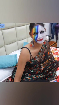 Namorada tesuda adora assistir televisão enquanto é fodida