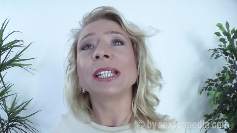 Sextermedia by Pete: German MILF Vivia Has Big Tits
