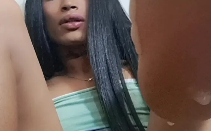 Valera Toro: Trans Girl Masturbates Lots of Milk