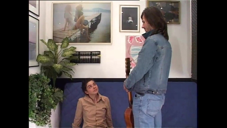 69 Italian District: Zakar panas untuk MILF kotor (filem lucah penuh)