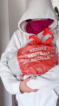 Ladrona Roba Mi Casa, La Descubro Y En Vez De Llamar a La Policía La Convierto En Mi Puta Para Que No Vaya Presa (parte 1)